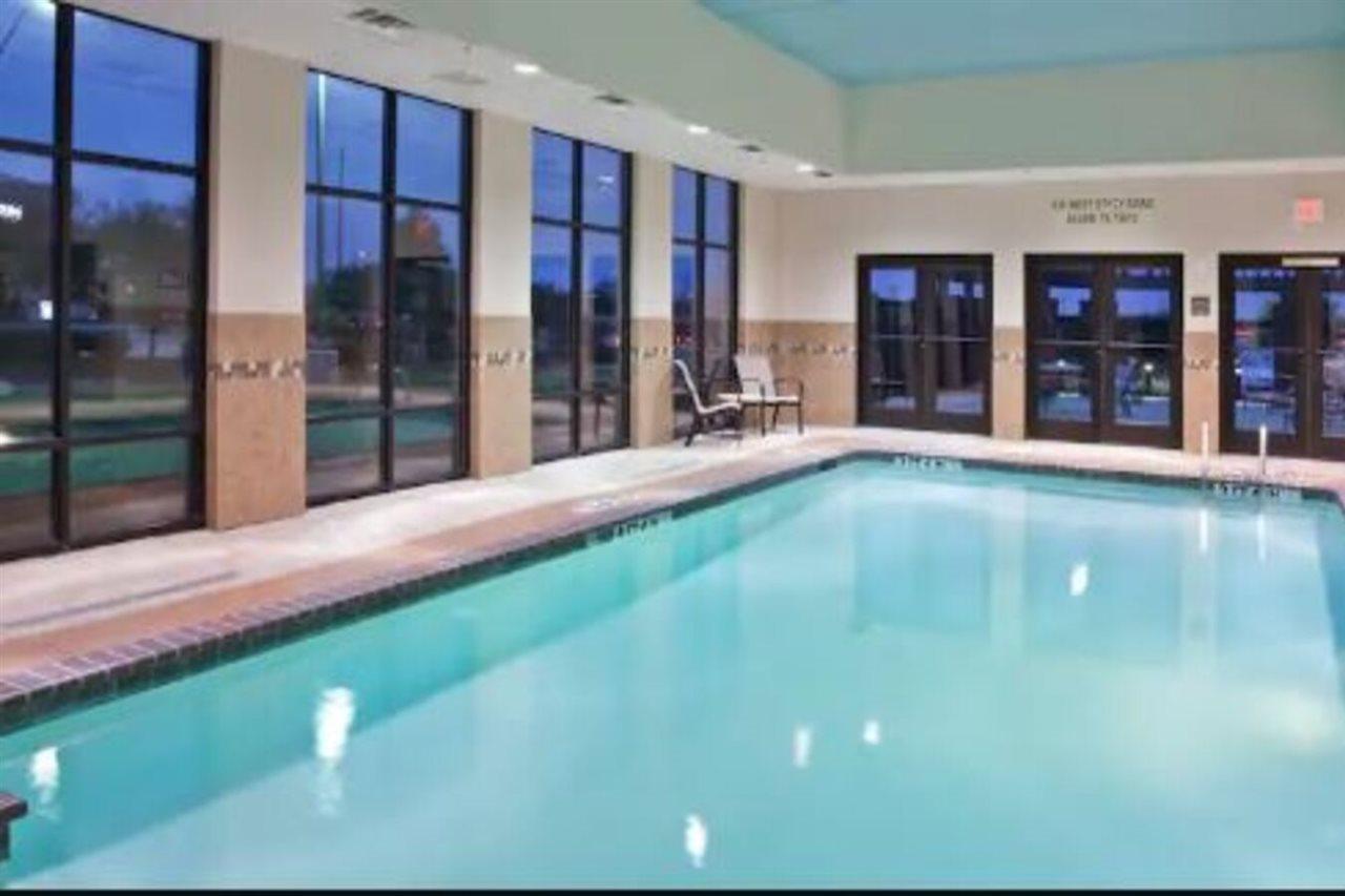 Hampton Inn & Suites Dallas-Allen Exterior photo